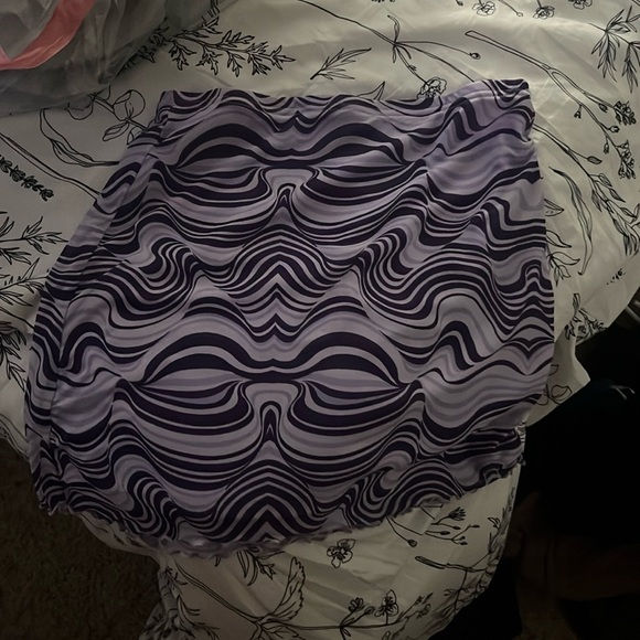 Skirt - Picture 1 of 1